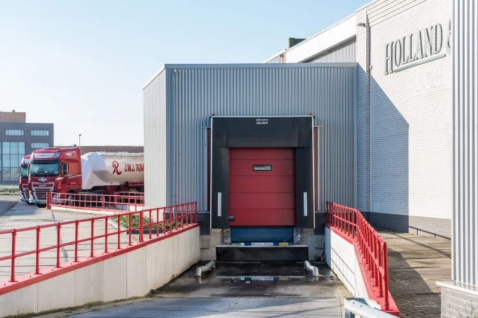 Dockshelters Rumping Transport
